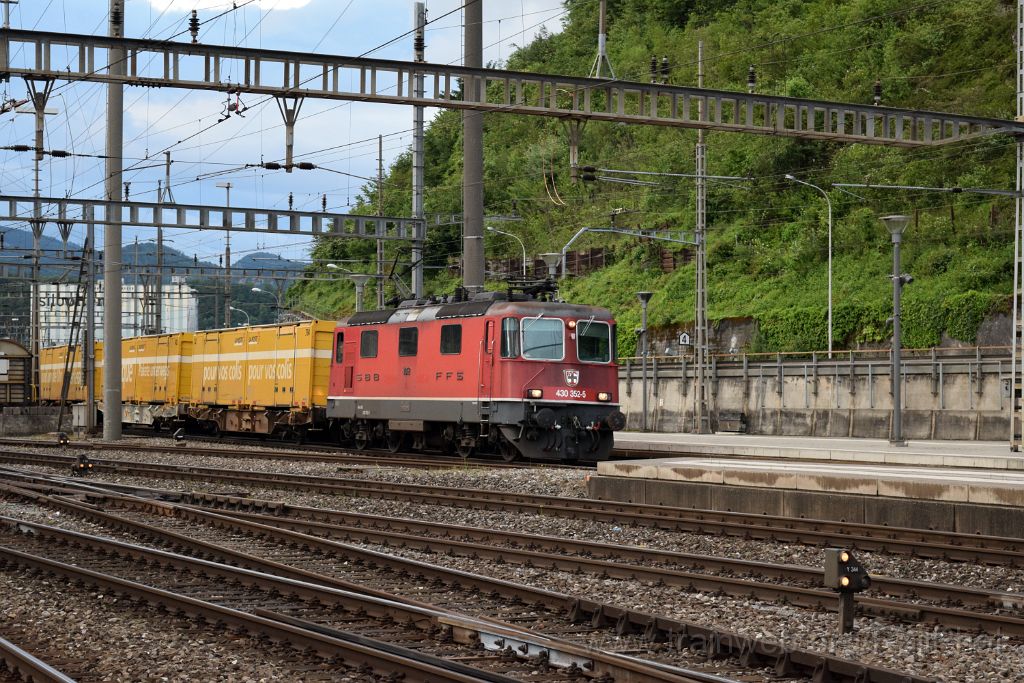 3931-0006-030616.jpg - SBB-CFF Re 4/4''' 11352 / Olten 3.6.2016