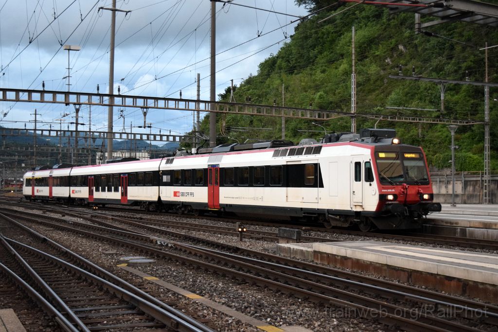 3935-0025-030616.jpg - SBB-CFF RBDe 560.208-1 / Olten 3.6.2016