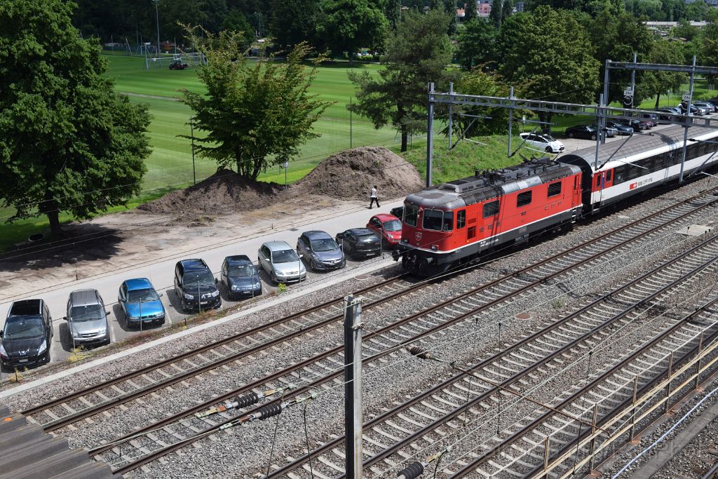 3941-0024-060616.jpg - SBB-CFF Re 4/4'' 11125 / Zürich-Mülligen (Hermetschloobrücke) 6.6.2016