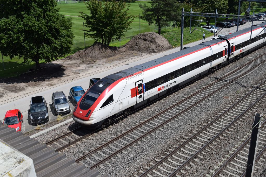 3943-0047-060616.jpg - SBB-CFF ICN RABDe 500.000 "Le Corbusier" / Zürich-Mülligen (Hermetschloobrücke) 6.6.2016