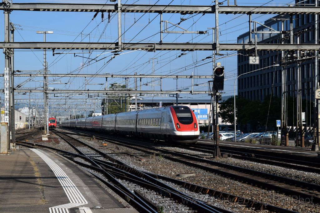 3947-0014-070616.jpg - SBB-CFF ICN RABDe 500.025-2 "Xavier Stockmar" + Re 450.068-2 "Waltalingen" / Zürich-Altstetten 7.6.2016