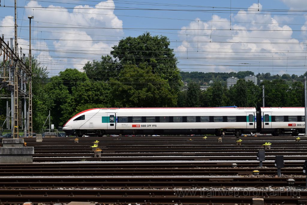 3951-0046-070616.jpg - SBB-CFF ICN RABDe 500.034 "Gustav Wenk" / Zürich-Mülligen 7.6.2016