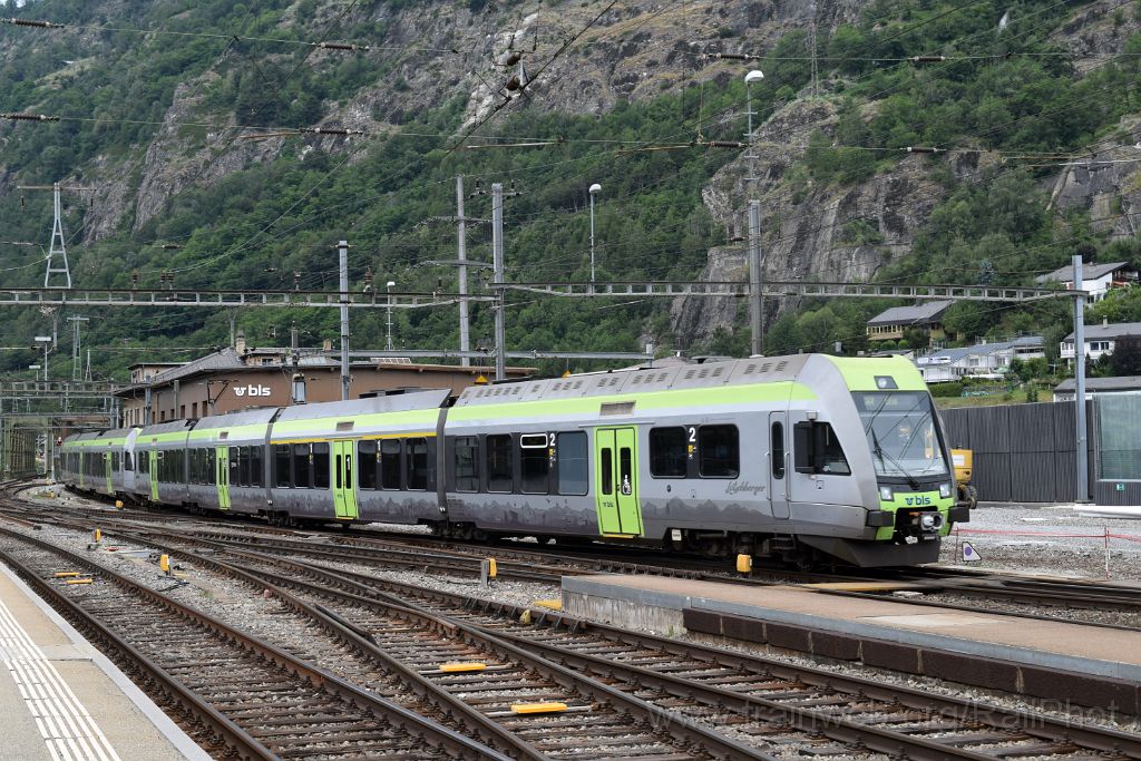 3967-0014-050716.jpg - BLS RABe 535.106-9 + RABe 535.118-4 / Brig 5.7.2016