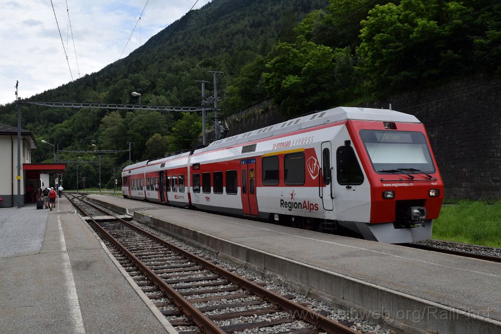 3967-0049-050716.jpg - TMR RABe 525.041-0 / Bovernier 5.7.2016