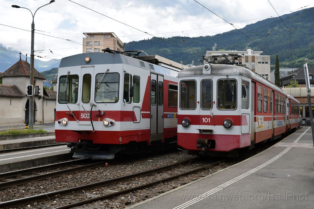 3969-0018-050716.jpg - AOMC BDeh 4/4 503 "Europe" + Be 4/4 101 "Yvorne" + Bt 132 / Monthey-Ville 5.7.2016