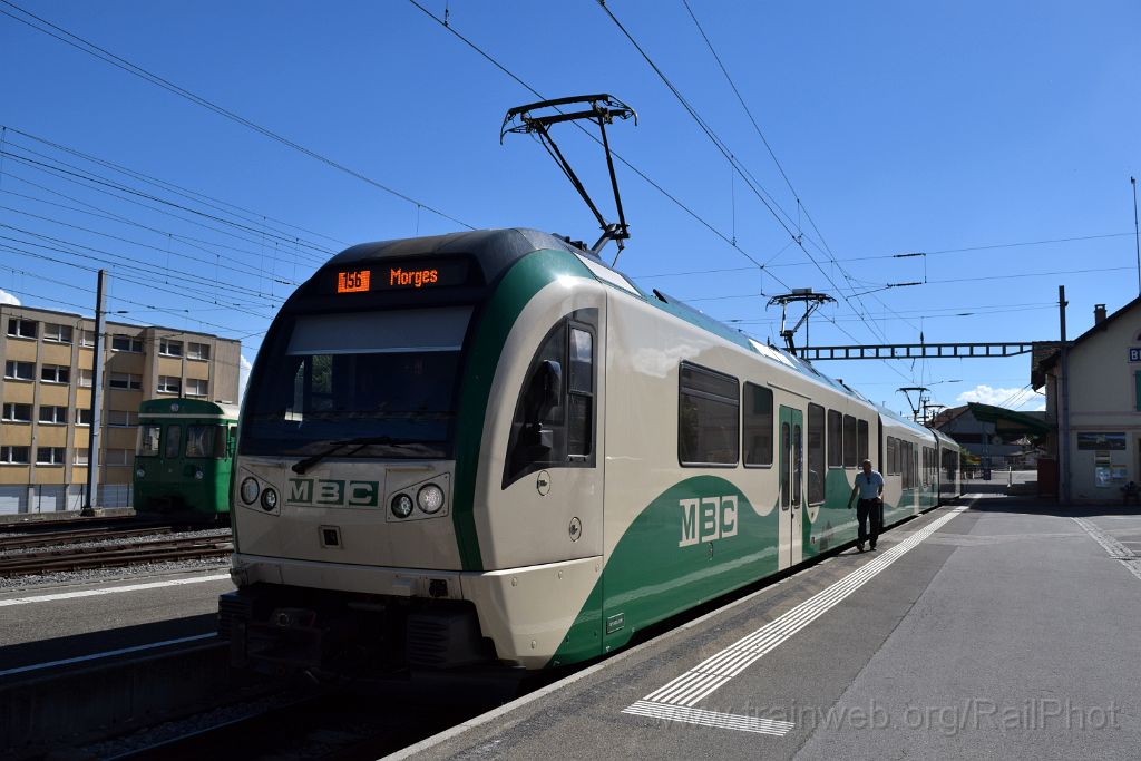 3970-0042-050716.jpg - MBC Be 4/4 36 + B 2068 + Be 4/4 37 / Bière 5.7.2016