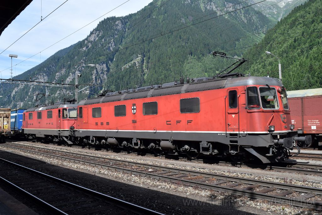 3986-0012-070716.jpg - SBB-CFF Re 6/6 11664 "Köniz" + Re 4/4'' 11341 / Göschenen 7.7.2016