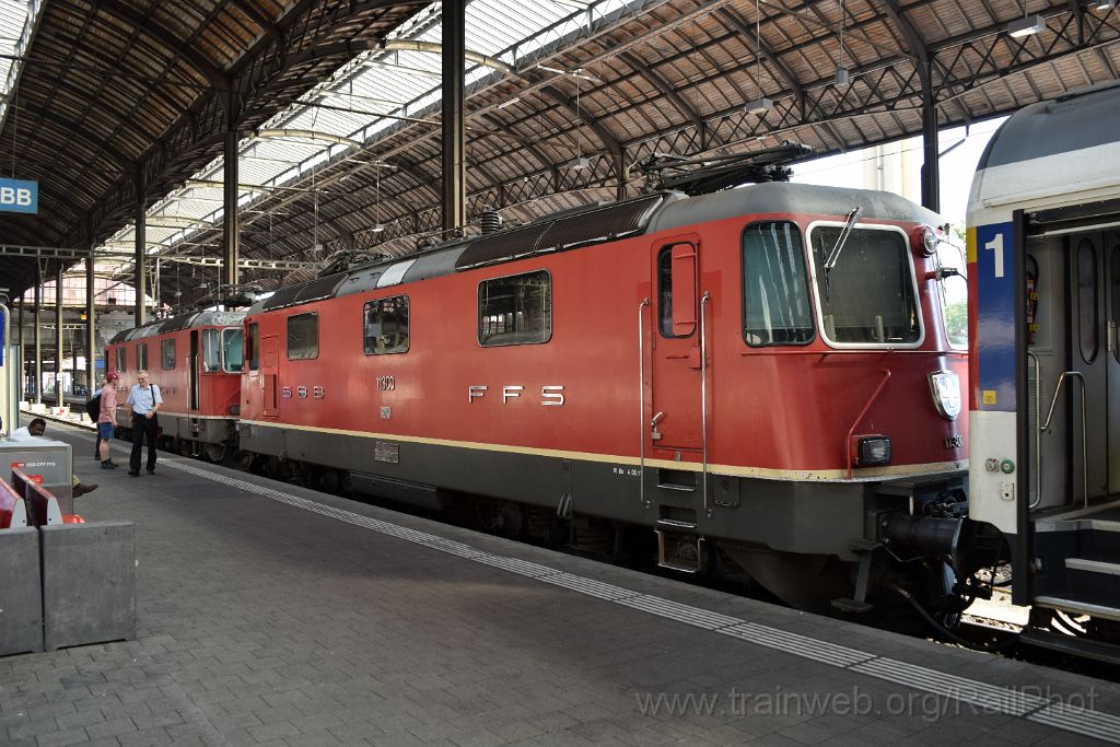 3998-0019-100716.jpg - SBB-CFF Re 4/4'' 11131 + Re 4/4'' 11300 / Basel SBB 10.7.2016
