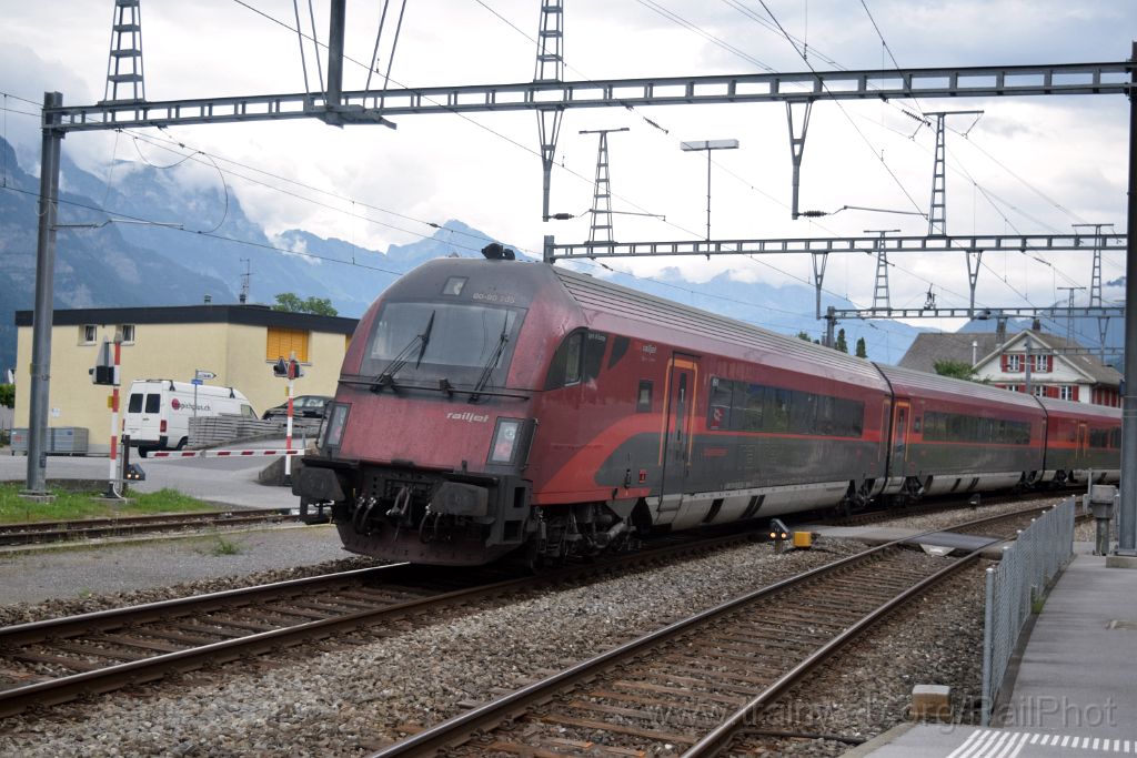 4063-0021-310716.jpg - ÖBB Afmpz 73 81 80-90 705-2 "Spirit of Europe" / Mühlehorn 31.7.2016
