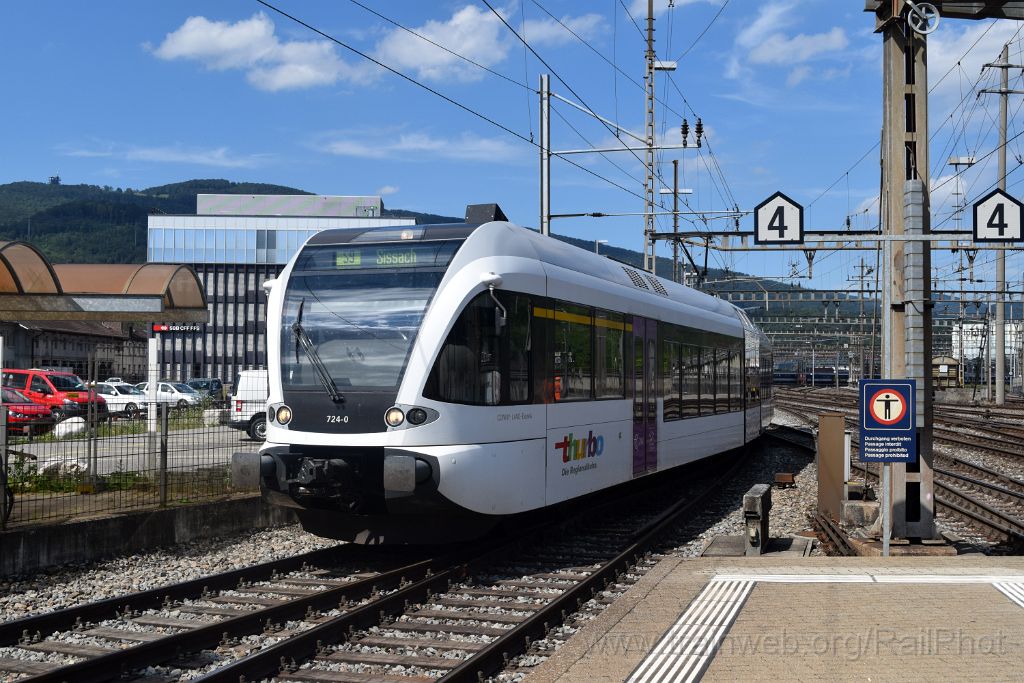 4071-0038-030816.jpg - Thurbo RABe 526.724-0 "Conny-Land" / Olten 3.8.2016