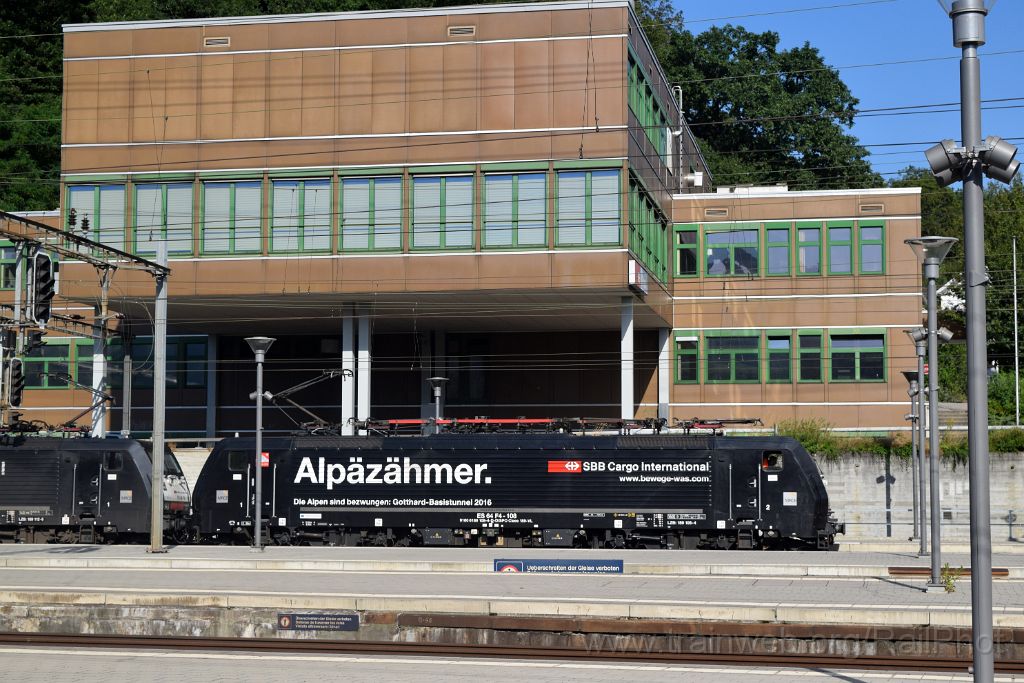 4081-0005-030816.jpg - MRCE ES 64 F4-108 "Alpäzähmer" / Olten 3.8.2016