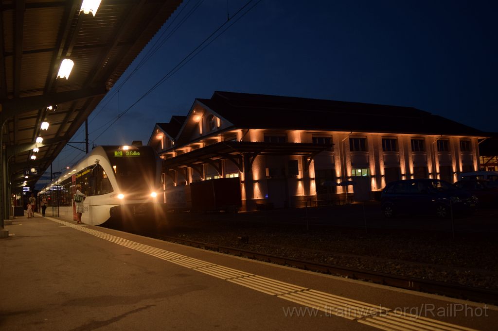4088-0031-030816.jpg - Thurbo RABe 526.784-4 / Romanshorn 3.8.2016