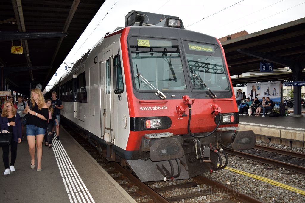 4108-0045-290816.jpg - SBB-CFF RBDe 560.273-5 / Fribourg 29.8.2016