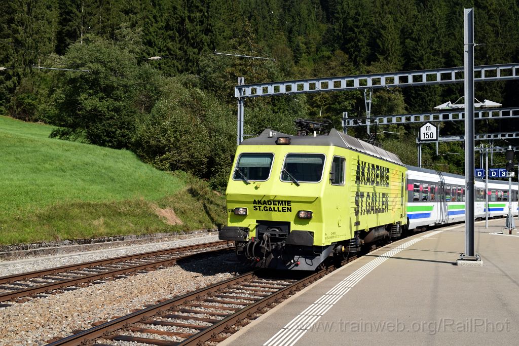 4125-0044-120916.jpg - SOB Re 446.018-4 "Akademie St.Gallen" / Biberbrugg 12.9.2016