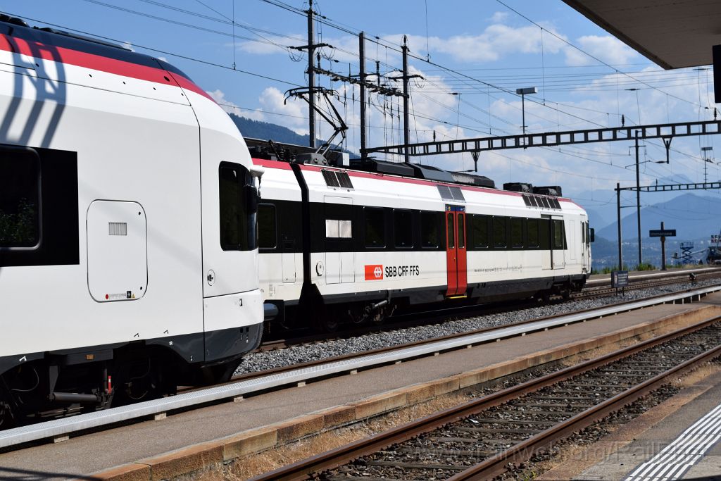 4129-0020-120916.jpg - SBB-CFF RABe 523.065 + RBDe 560.212-3 / Immensee 12.9.2016