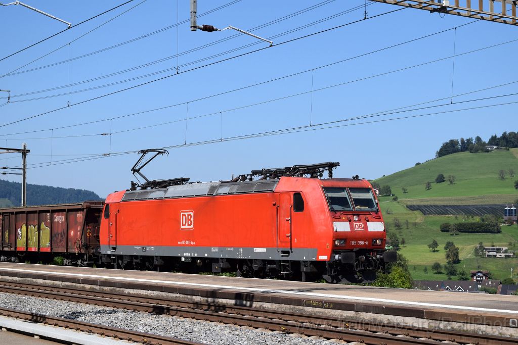 4130-0022-120916.jpg - DBAG 185.086-6 / Immensee 12.9.2016