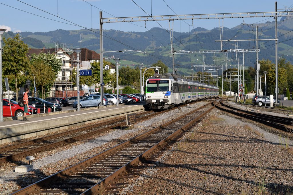 4134-0038-120916.jpg - SOB RBDe 561.081-1 / Uznach 12.9.2016