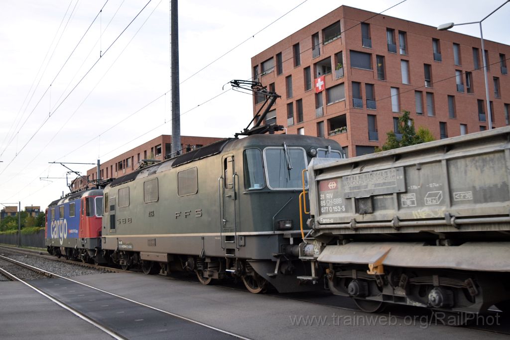 4140-0022-150916.jpg - SBB-CFF Re 421.375-7 + Re 4/4''' 11364 / Zürich-Affoltern 15.9.2016