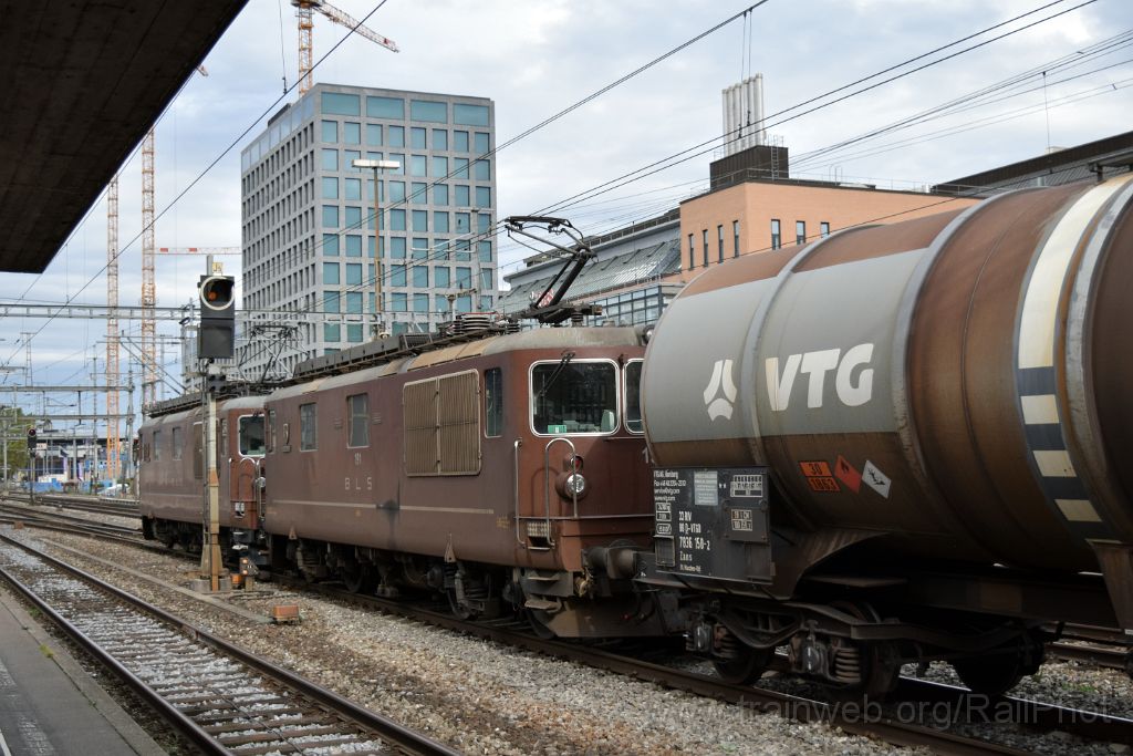 4145-0008-160916.jpg - BLS Re 4/4 170 "Brig-Glis" + Re 4/4 191 "Reichenbach" / Zürich-Altstetten 16.9.2016