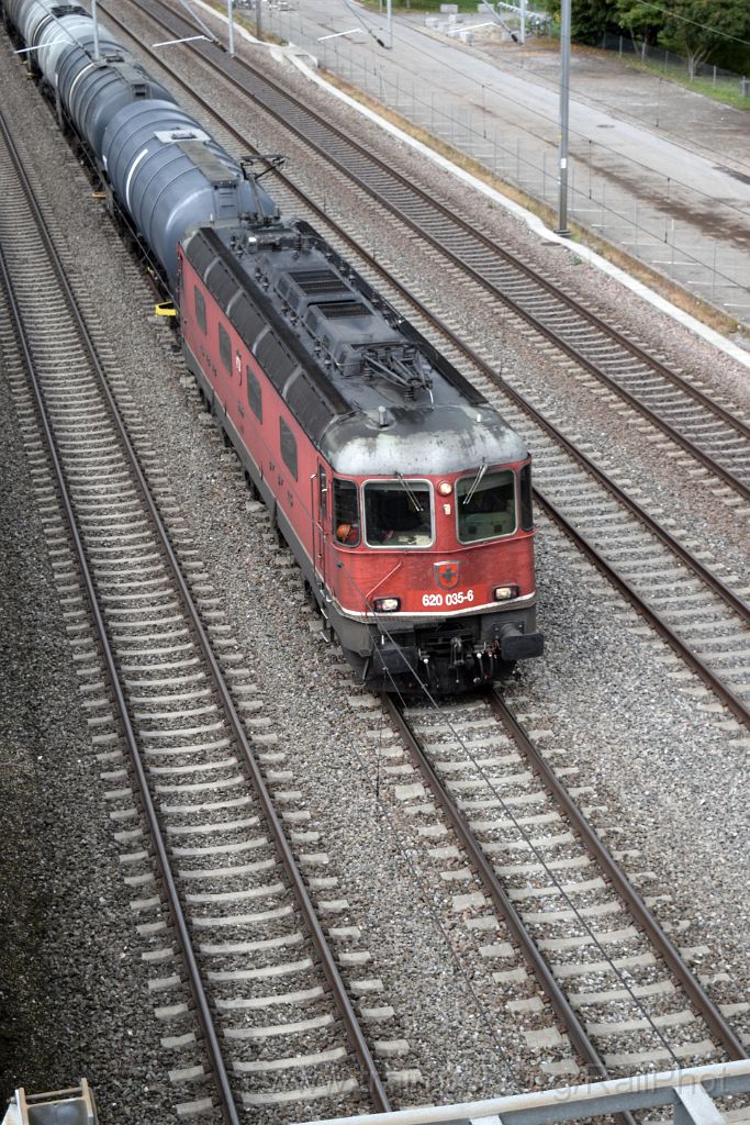 4229-0049-181016.jpg - SBB-CFF Re 6/6 11635 "Muttenz" / Zürich-Mülligen (Hermetschloobrücke) 18.10.2016