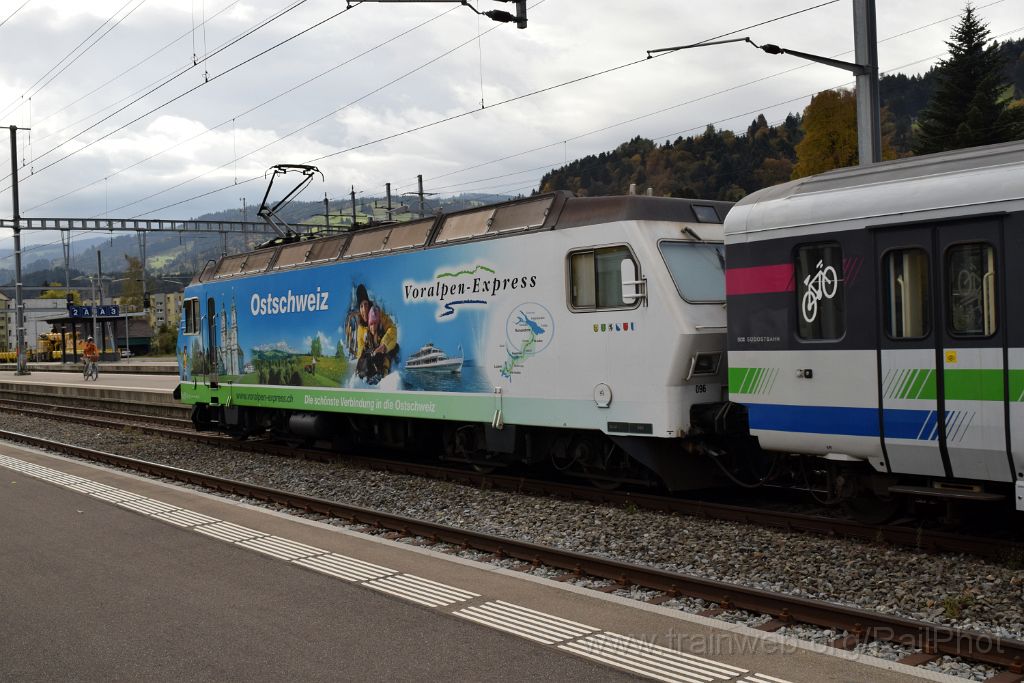 4231-0032-191016.jpg - SOB Re 456.096-7 "Wattwil" / Wattwil 19.10.2016