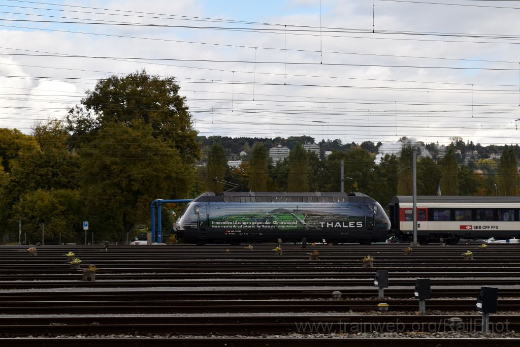 4233-0022-201016.jpg - SBB-CFF Re 460.005-2 "Val d'Anniviers" / Zürich-Mülligen 20.10.2016