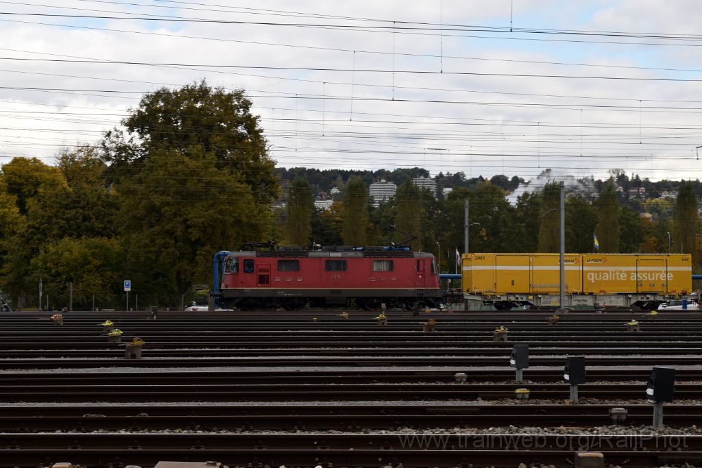 4233-0050-201016.jpg - SBB-CFF Re 4/4'' 11273 / Zürich-Mülligen 20.10.2016