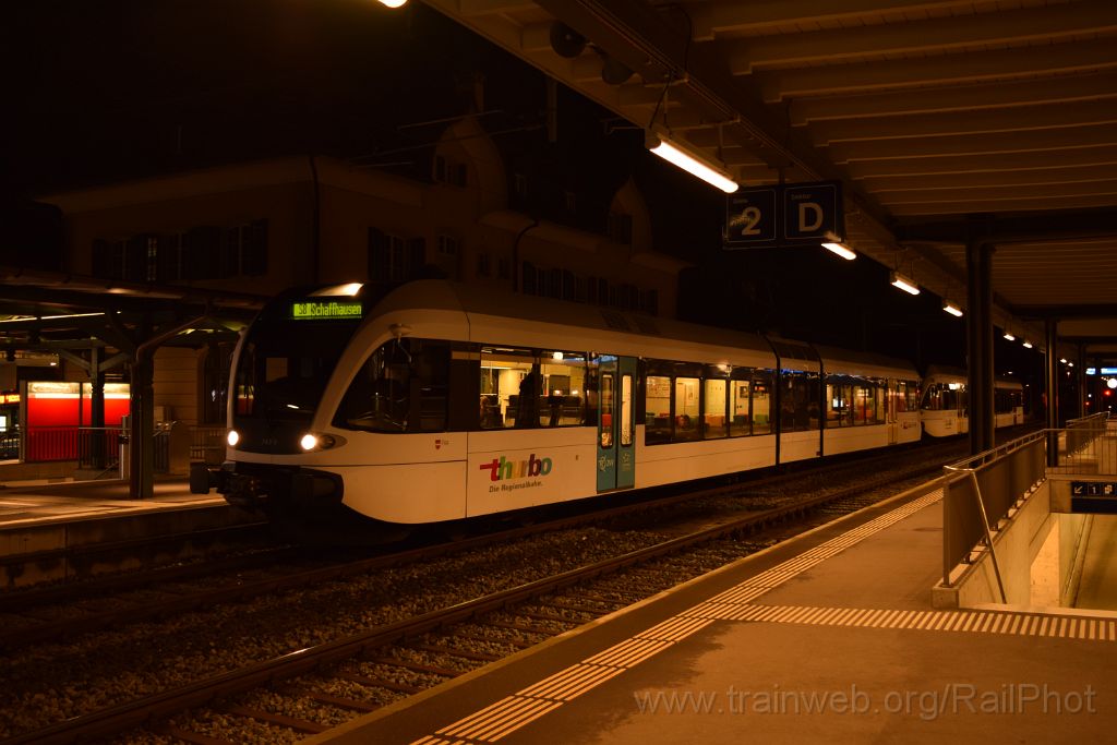 4236-0050-071116.jpg - Thurbo RABe 526.747-1 "Elgg ZH" / Wattwil 7.11.2016