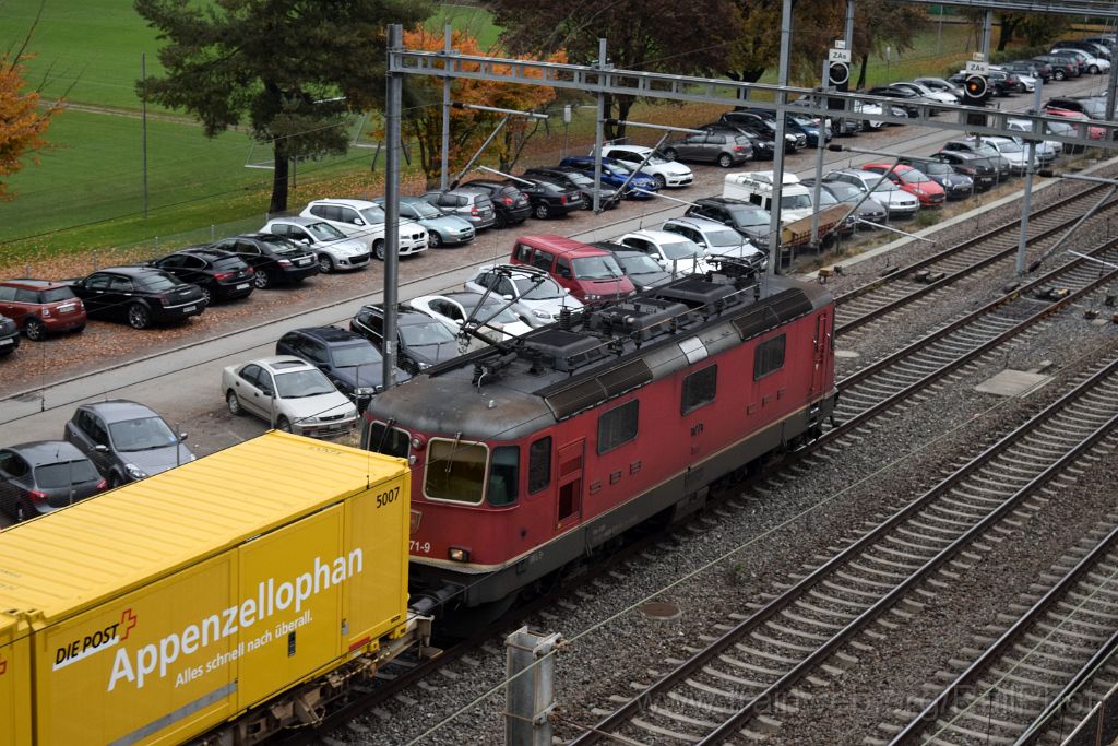4241-0017-081116.jpg - SBB-CFF Re 4/4" 11271 / Zürich-Mülligen (Hermetschloobrücke) 8.11.2016