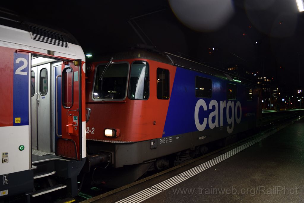 4243-0039-091116.jpg - SBB-CFF Re 421.392-2 / Zürich HB 9.11.2016