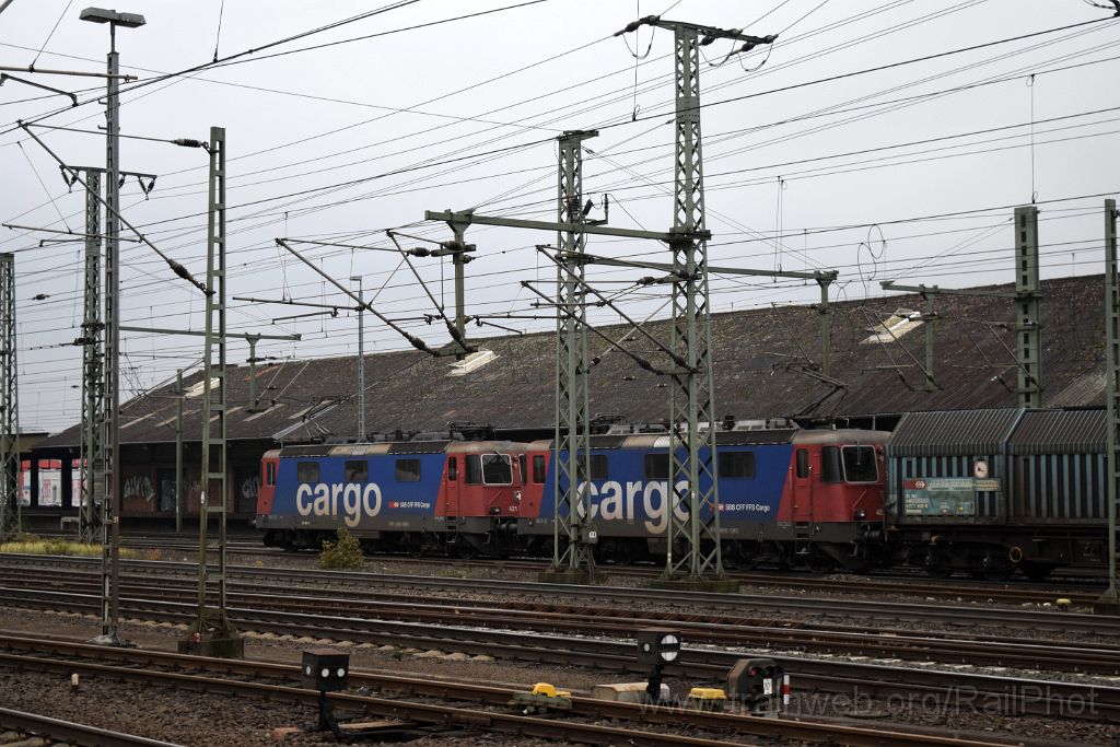 4248-0001-111116.jpg - SBB-CFF Re 421.381-5 + Re 421.384-9 / Fulda Hbf 11.11.2016