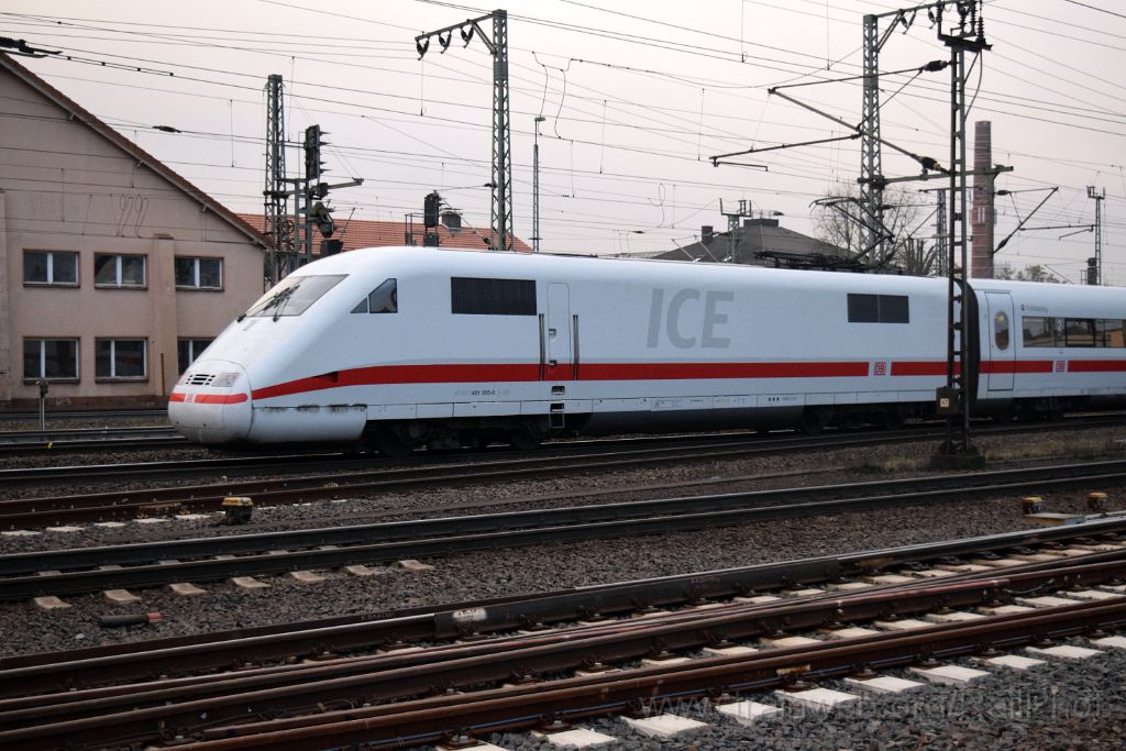 4258-0049-111116.jpg - DBAG ICE 401.085-6 "Freilassing" / Fulda Hbf 11.11.2016