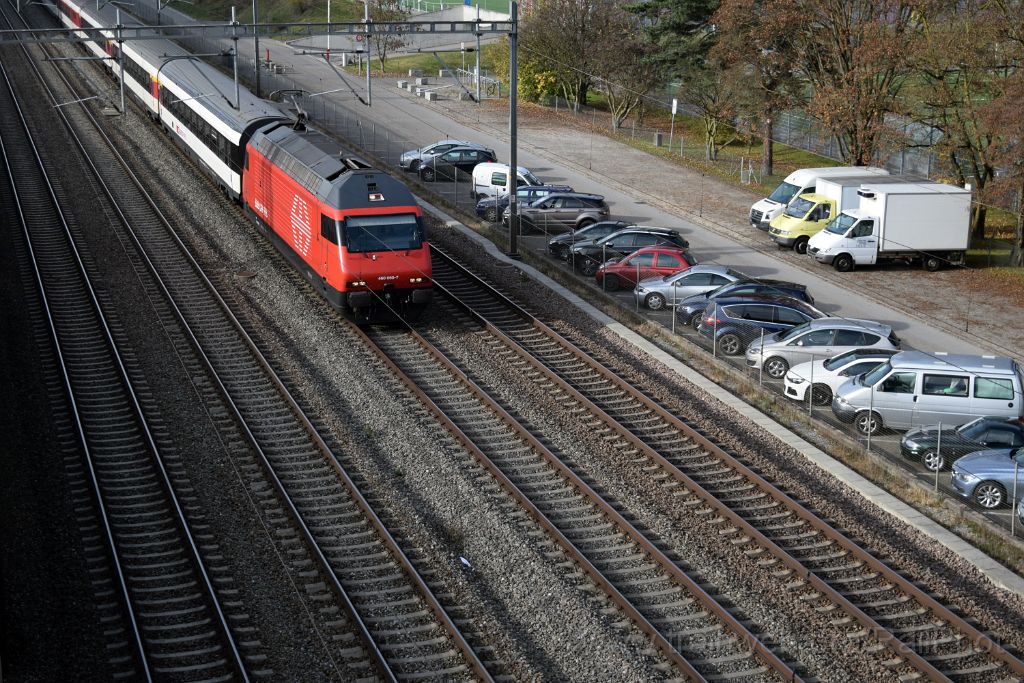 4267-0033-151116.jpg - SBB-CFF Re 460.060-7 "Val-de-Travers" / Zürich-Mülligen (Hermetschloobrücke) 15.11.2016