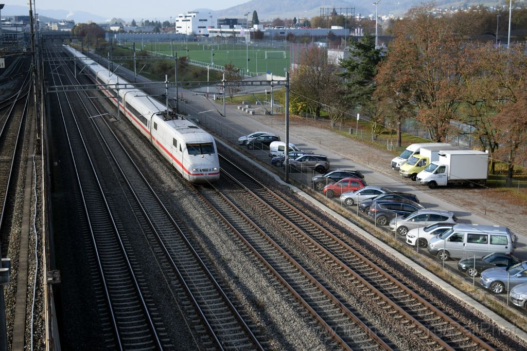 4271-0010-151116.jpg - DBAG ICE 401.577-2 "Rendsburg" / Zürich-Mülligen (Hermetschloobrücke) 15.11.2016