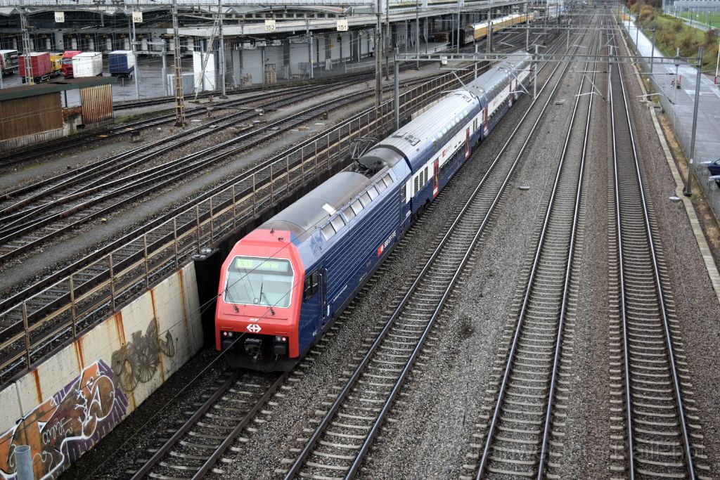 4278-0028-171116.jpg - SBB-CFF Re 450.007-0 "Fehraltorf" / Zürich-Mülligen (Hermetschloobrücke) 17.11.2016