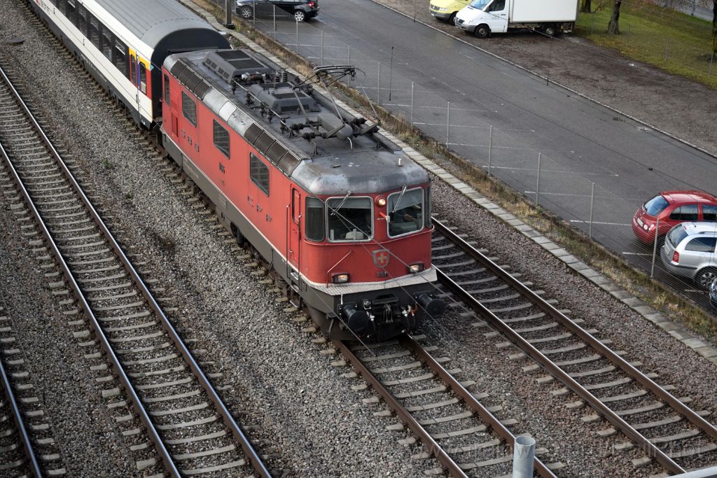 4280-0020-171116.jpg - SBB-CFF Re 4/4" 11155 / Zürich-Mülligen (Hermetschloobrücke) 17.11.2016