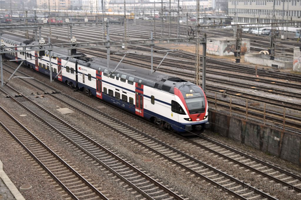 4283-0002-151216.jpg - SBB-CFF RABe 511.031 "Bezirk Affoltern" / Zürich-Mülligen (Hermetschloobrücke) 15.12.2016