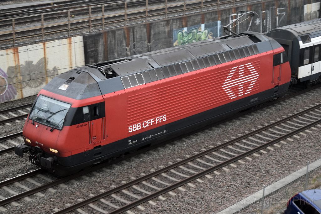 4285-0034-151216.jpg - SBB-CFF Re 460.117-5 "Zürichsee" / Zürich-Mülligen (Hermetschloobrücke) 15.12.2016