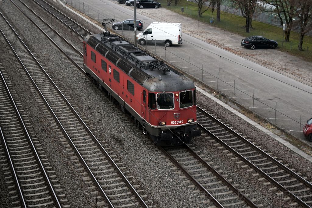 4291-0028-201216.jpg - SBB-CFF Re 6/6 11650 "Schönenwerd" / Zürich-Mülligen (Hermetschloobrücke) 20.12.2016