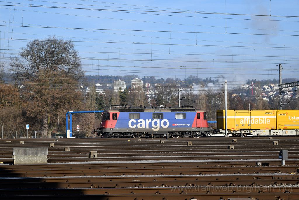 4296-0001-221216.jpg - SBB-CFF Re 421.385-6 / Zürich-Mülligen 22.12.2016