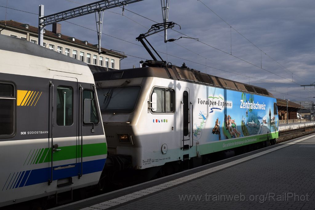 4302-0042-241216.jpg - SOB Re 456.091-8 "Romanshorn" / Rapperswil 24.12.2016