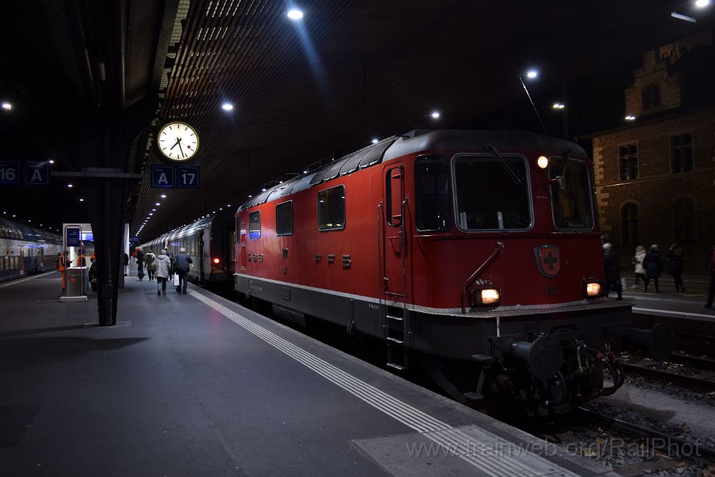 4303-0039-241216.jpg - SBB-CFF Re 4/4" 11112 / Zürich HB 24.12.2016