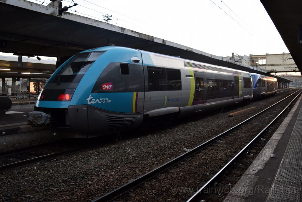 4307-0006-281216.jpg - SNCF X 73502 + X 73556 / Mulhouse-Ville 28.12.2016