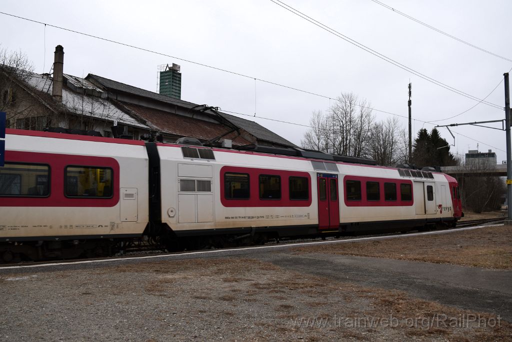 4310-0049-040117.jpg - Travys RBDe 560.384-0 "Lac Brenet" / Le Day 4.1.2017