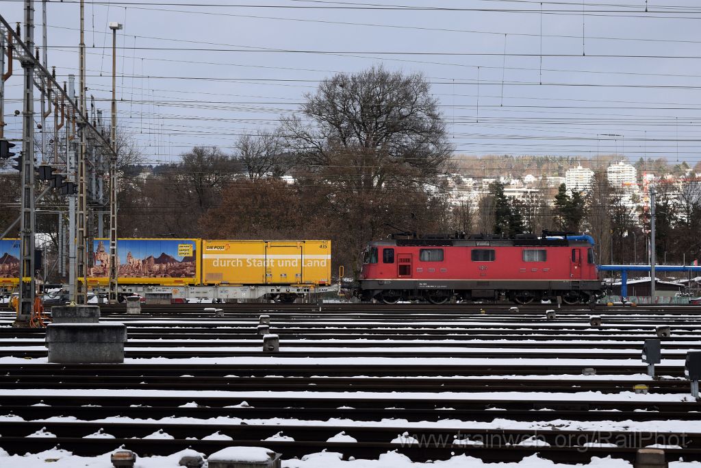 4322-0019-050117.jpg - SBB-CFF Re 4/4" 11267 / Zürich-Mülligen 5.1.2017