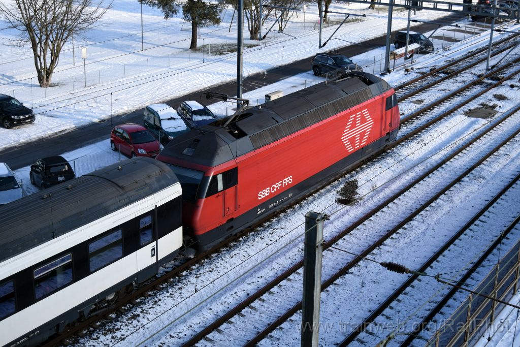 4328-0014-060117.jpg - SBB-CFF Re 460.113-4 "Irchel" / Zürich-Mülligen (Hermetschloobrücke) 6.1.2017