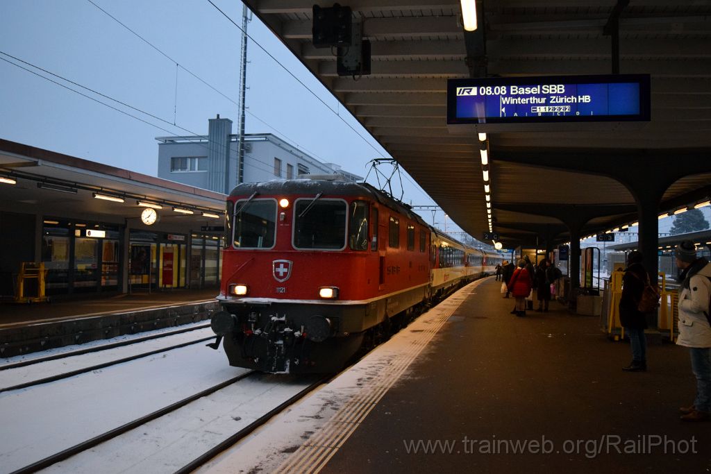 4332-0008-080117.jpg - SBB-CFF Re 4/4" 11121 / Wil 8.1.2017