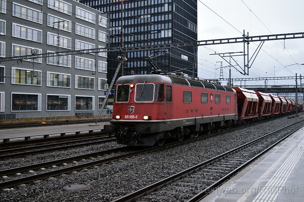4348-0016-310117.jpg - SBB-CFF Re 6/6 11650 "Schönenwerd" / Zürich-Altstetten 31.1.2017