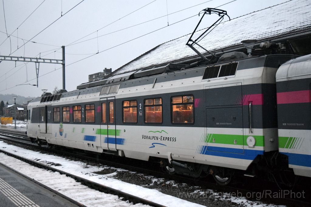 4348-0049-010217.jpg - SOB RBDe 561.081-1 / Uznach 1.2.2017