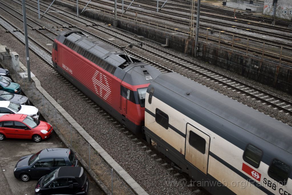 4351-0040-020217.jpg - SBB-CFF Re 460.112-6 "Thurtal" / Zürich-Mülligen (Hermetschloobrücke) 2.2.2017